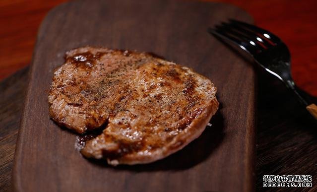 它是豬身上“最”好吃的肉，味道堪比“牛排”，老屠夫都不舍得賣(mài)