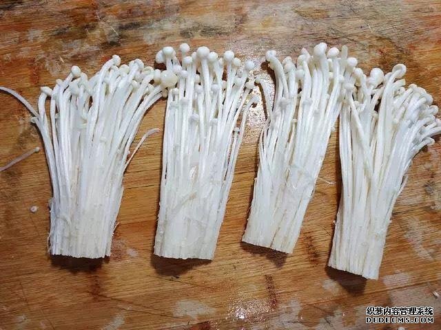 竟然被五塊錢的金針菇撩到了，怎么從來(lái)沒(méi)想到還能這樣做？