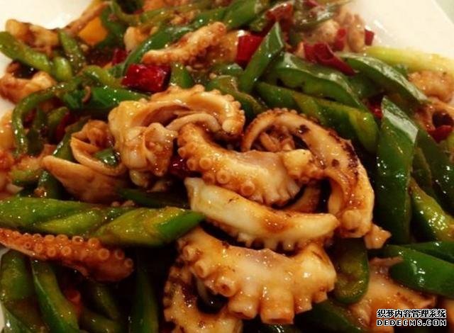 這種海鮮價格不貴，簡單炒一炒即可，味美多滋口感特棒