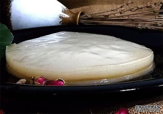 這種北方稀奇物美食，看著像一塊“肥肉”，上年紀(jì)的人才看懂