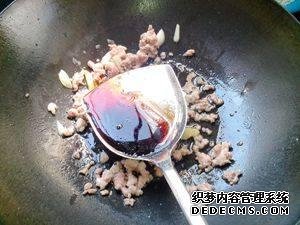 雜蔬肉末炒粉絲最好吃的做法，脆爽Q彈不粘鍋，色香味俱全
