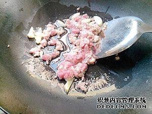雜蔬肉末炒粉絲最好吃的做法，脆爽Q彈不粘鍋，色香味俱全
