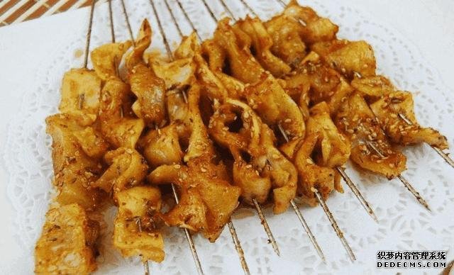來東北不吃這7種燒烤，服務(wù)員都看不上你，東北人：懂行的這樣吃