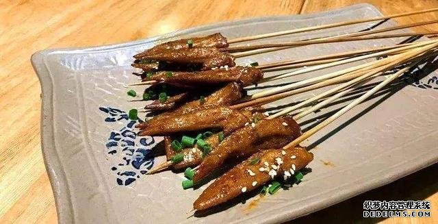吃燒烤必點(diǎn)的5葷5素，包你不虧本，老板直呼：遇到“對(duì)手”了