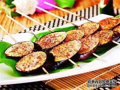 吃燒烤必點(diǎn)的5葷5素，包你不虧本，老板直呼：遇到“對(duì)手”了