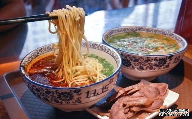 在北方人眼里，這四碗面才叫做面，其他的只能稱(chēng)之為方便面