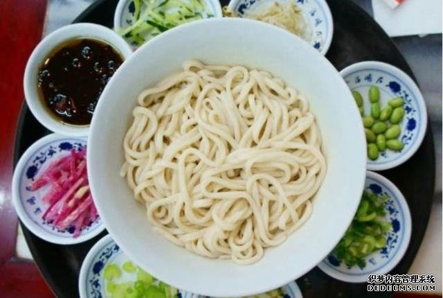 在北方人眼里，這四碗面才叫做面，其他的只能稱(chēng)之為方便面