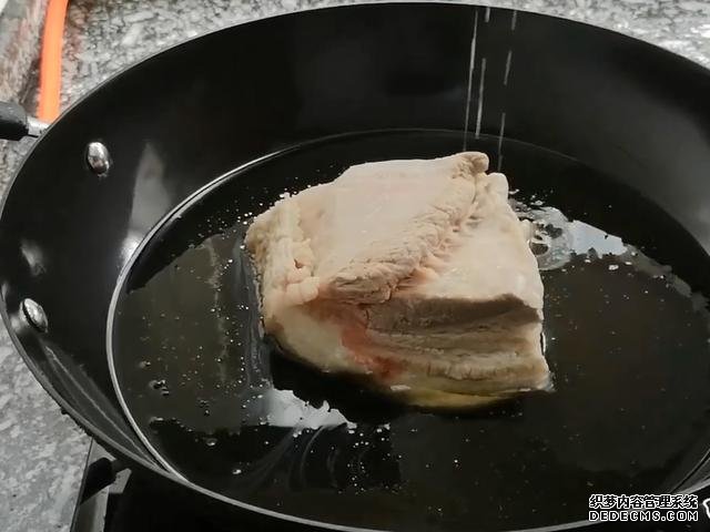 五花肉別只會紅燒了，教你一個新做法，軟爛入味特解饞，太好吃了