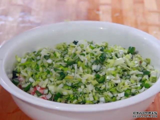 教你做個(gè)懶人小籠包，面都不用揉，個(gè)個(gè)皮薄餡大，一口咬下去爆汁