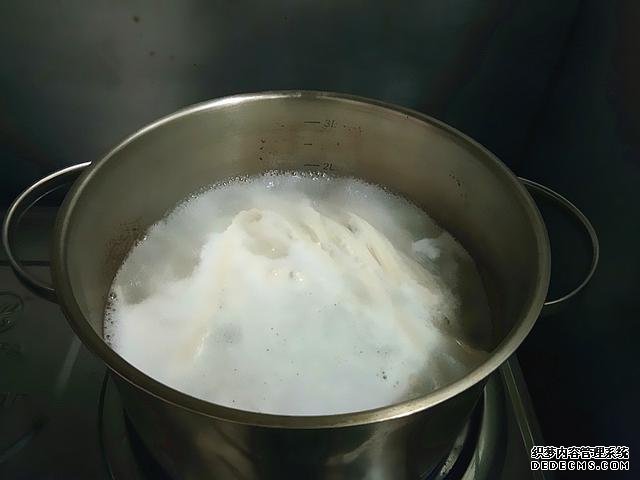 好吃到舔盤的時蔬炒面，十分鐘搞定，不知吃什么的時候，就吃它吧