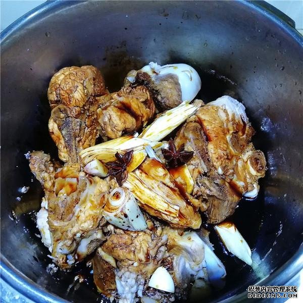 老公隔三差五就饞這菜，1斤才12元，比紅燒肉香多了，1周吃1次