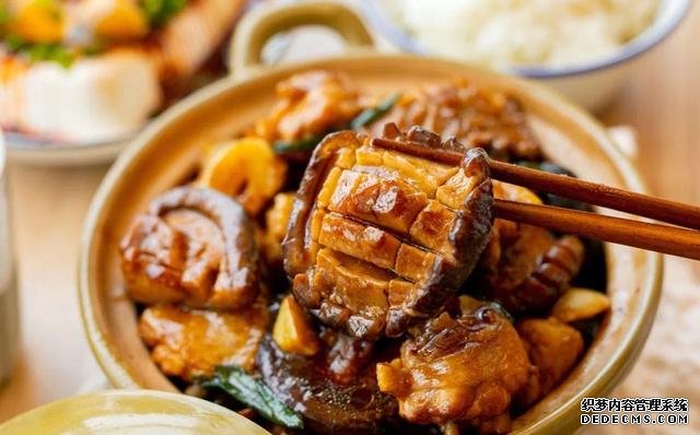 上桌比肉還搶手的6道美食，宅家期間一天學(xué)一樣，一周不重樣