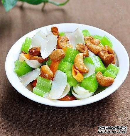 15道葷菜熱菜做法，10道涼菜下酒菜做法，簡(jiǎn)單易做，待客備用
