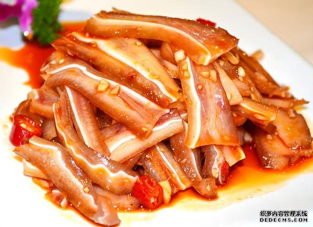 15道葷菜熱菜做法，10道涼菜下酒菜做法，簡(jiǎn)單易做，待客備用