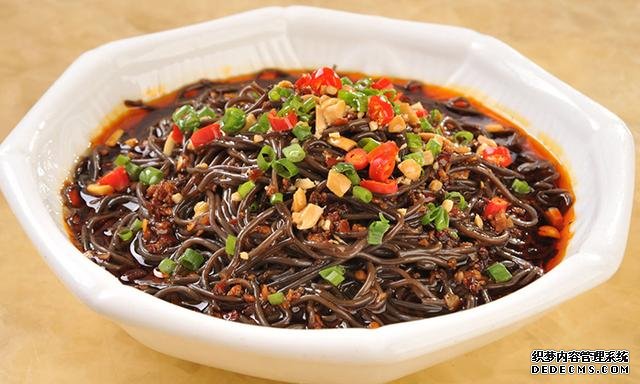 15道葷菜熱菜做法，10道涼菜下酒菜做法，簡(jiǎn)單易做，待客備用