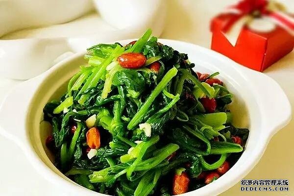 15道葷菜熱菜做法，10道涼菜下酒菜做法，簡(jiǎn)單易做，待客備用
