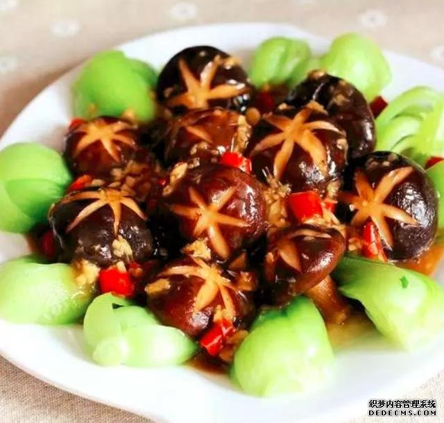 15道葷菜熱菜做法，10道涼菜下酒菜做法，簡(jiǎn)單易做，待客備用
