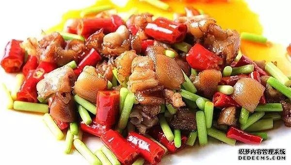 九道美味農(nóng)家菜，鮮香味足，下飯一流！