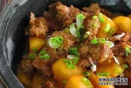 舌尖上的誘惑：燒椒拌牛肉、掛漿茄子、香芋丸，好味道在家做