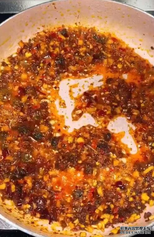 麻婆豆腐的家常做法，口感順滑，麻辣鮮香，這個(gè)竅門一定要記住