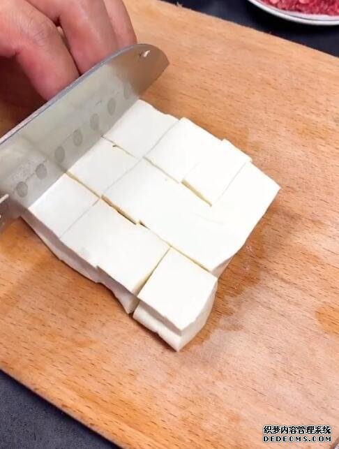 麻婆豆腐的家常做法，口感順滑，麻辣鮮香，這個(gè)竅門一定要記住