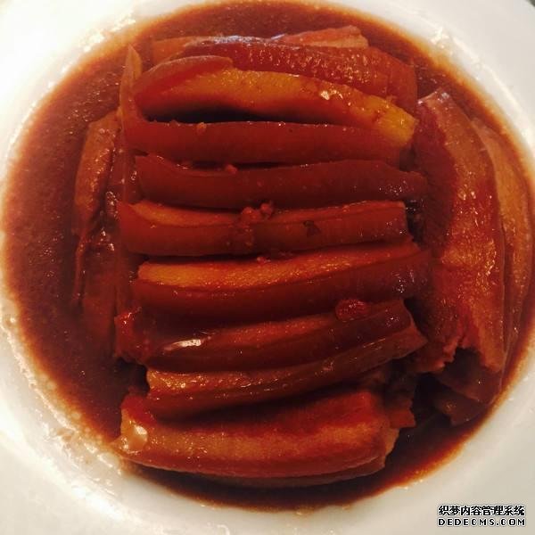 年夜飯推薦：腐乳扣肉，蔥油拌海帶，糖醋排骨的做法