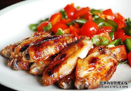 10款肉類菜品的簡(jiǎn)單做法。不會(huì)做的趕緊學(xué)起來，絕對(duì)有一款你喜歡
