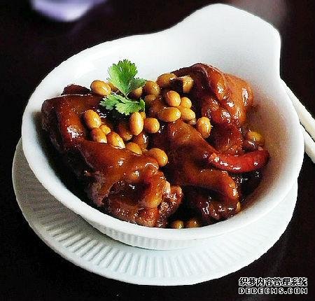 10款肉類菜品的簡(jiǎn)單做法。不會(huì)做的趕緊學(xué)起來，絕對(duì)有一款你喜歡
