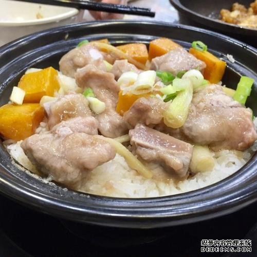 好吃的煲仔飯，有飯有菜，營養(yǎng)豐富，省時省力又省心