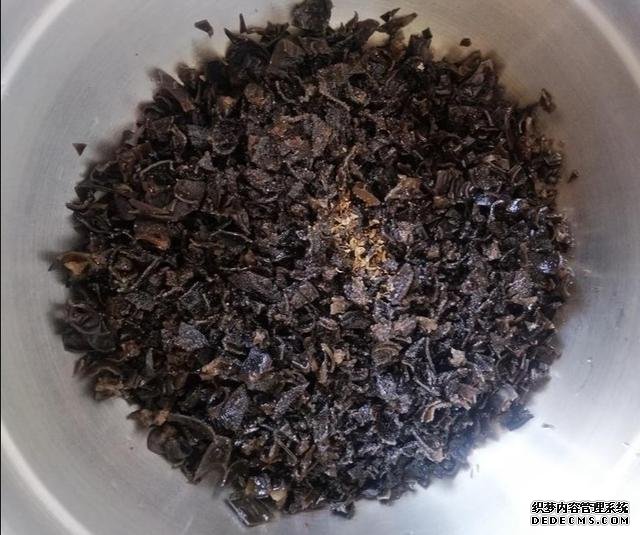 不用一滴油做出來的木耳，一上桌瞬間就被吃光光