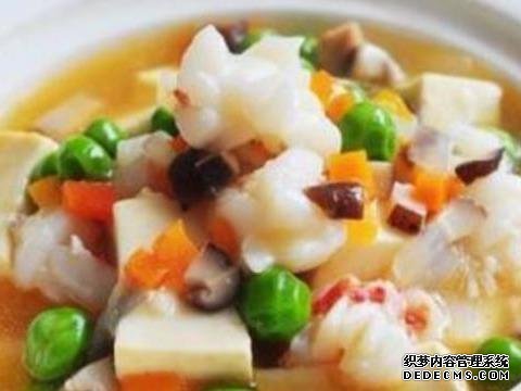 香蕉酸奶三明治、芝士紅薯餅、豆腐肉夾這幾道家常菜的做法