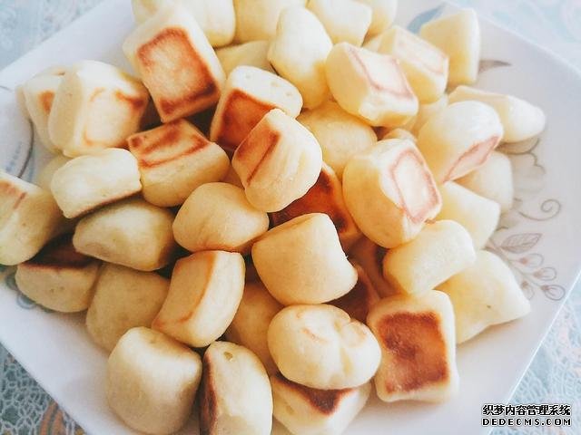 奶香山藥小饅頭，健脾養(yǎng)胃不上火