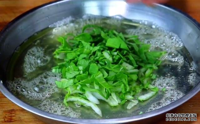 雞蛋別再炒著吃，教你新做法，不炒不燉不油炸，出鍋比肉香