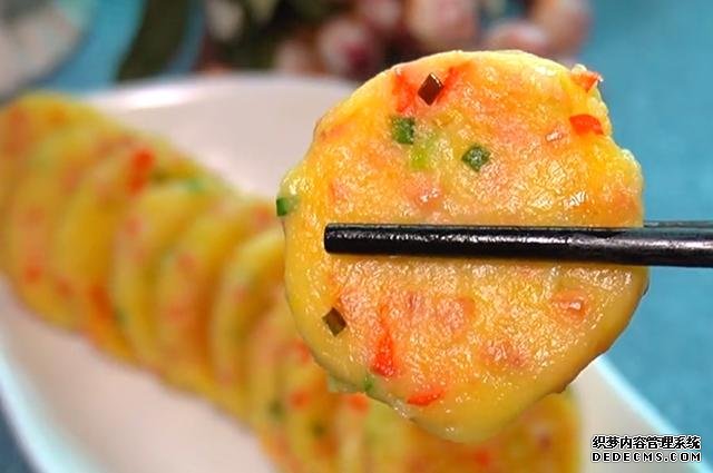土豆餅最簡單好吃的做法，外酥里嫩，鮮香又營養(yǎng)，全家人都喜歡