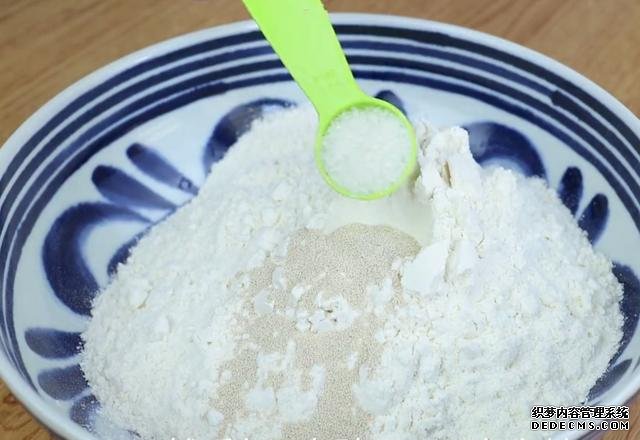 1個(gè)蘋(píng)果，3個(gè)雞蛋，教你一個(gè)想不到的做法，連吃10天都不會(huì)膩