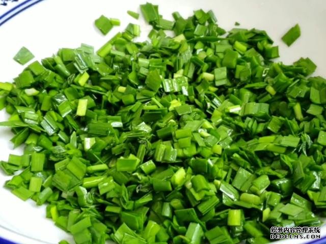 春天超火的懶人包子，不用發(fā)面，包好直接蒸，出鍋就被搶光