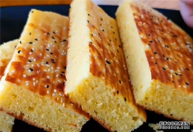 春天玉米面這樣做，不炸不蒸，只需簡(jiǎn)單一做，家里的小孩都很愛吃