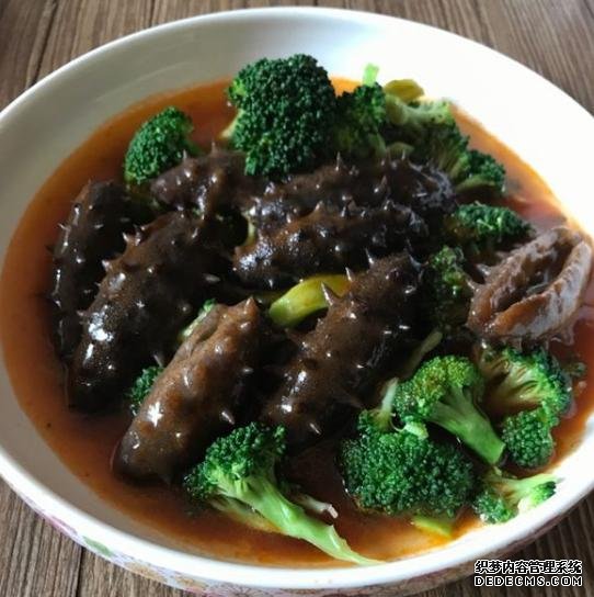 海參還能這樣吃：詳細(xì)泡發(fā)方法和做法步驟，滋補(bǔ)養(yǎng)顏，強(qiáng)身抗衰老
