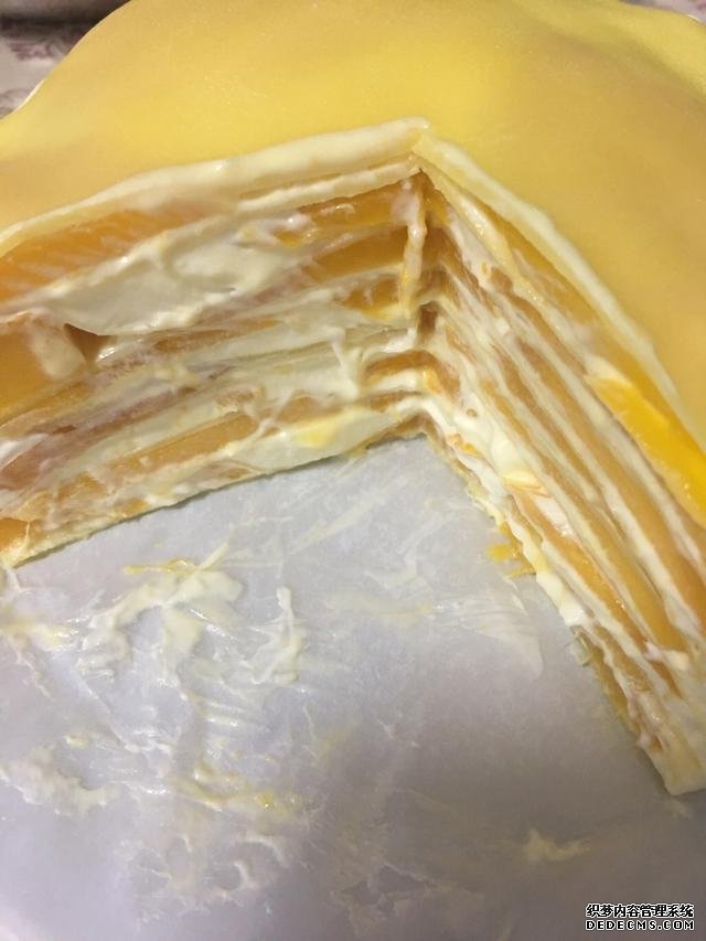 清爽的芒果千層蛋糕，吃了還想吃，再也不用買，一個平底鍋搞定。