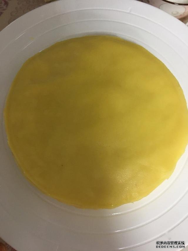 清爽的芒果千層蛋糕，吃了還想吃，再也不用買，一個平底鍋搞定。
