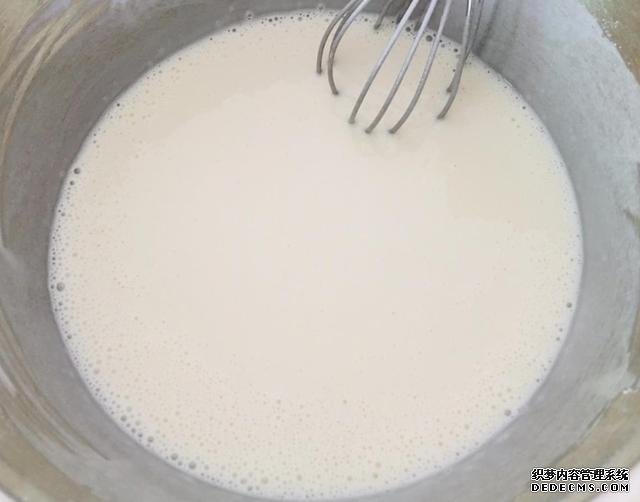 宅在家里做甜品雪媚娘，軟軟糯糯，入口即化，做法超簡(jiǎn)單，零失敗