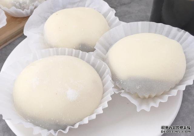 宅在家里做甜品雪媚娘，軟軟糯糯，入口即化，做法超簡(jiǎn)單，零失敗