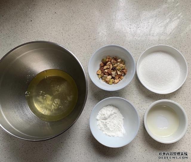 全蛋白舒芙蕾，低糖無油，超輕盈的口感，好吃到爆
