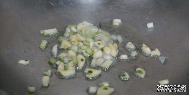 最正宗的蠔油生菜，快手簡單還減肥，2塊錢就能做一盤