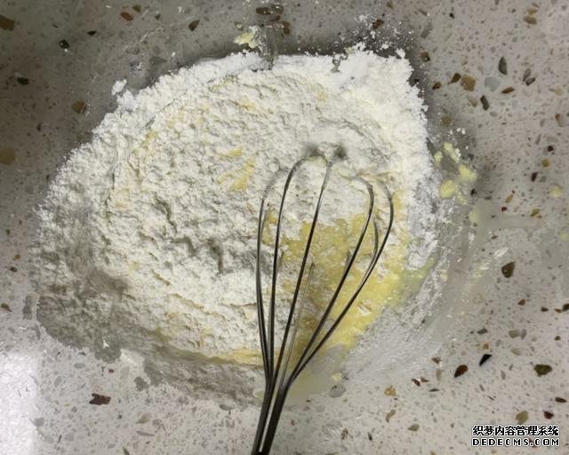 雞蛋這么美味的做法，估計沒有人嘗試過，在國外可是很流行