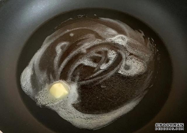 自制全網(wǎng)最火的漏奶華，簡直跟茶餐廳一模一樣