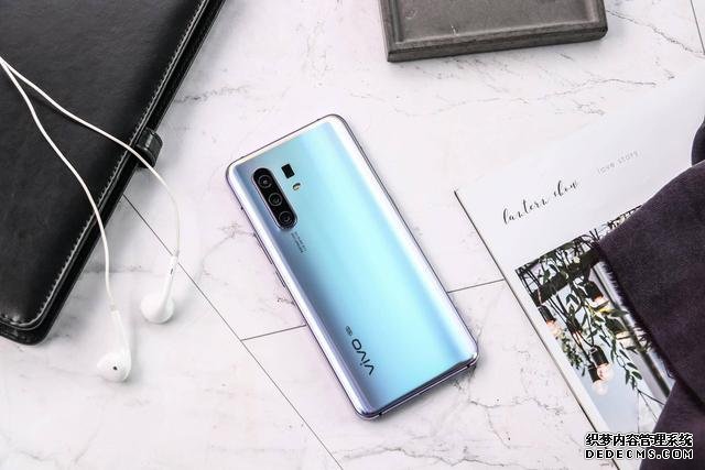 雙模5G直降300元！4350mAh+AMOLED屏+8GB，網(wǎng)友：終于等到了