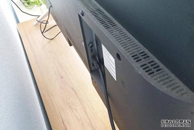 做個抬頭黨，畢亞茲Type-C轉(zhuǎn)HDMI、VGA轉(zhuǎn)換器給你大屏追劇體驗