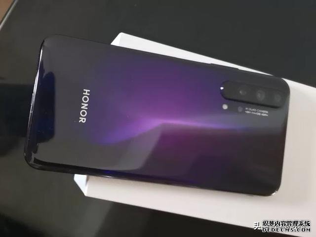 華為4G旗艦機(jī)加速清倉，8+256GB跌至兩千出多，還有雙光學(xué)防抖