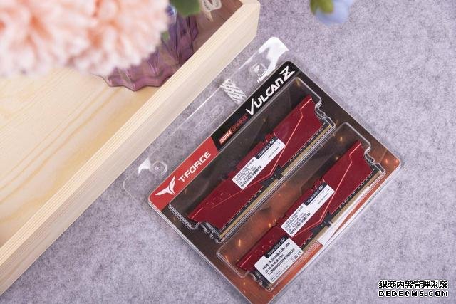十銓火神32GB×2套裝內(nèi)存評(píng)測(cè)，內(nèi)容創(chuàng)作者福音，大容量才是王道